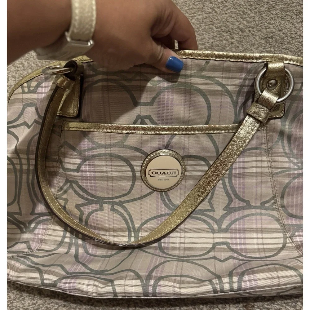 Coach‎ Vintage Y2K Signature Canvas and Patent Leather Bag Lilac